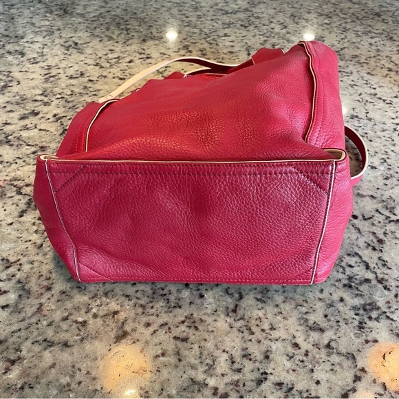 Gap 1969 Red Leather Tote Bag with crossbody strap - Picture 4 of 9